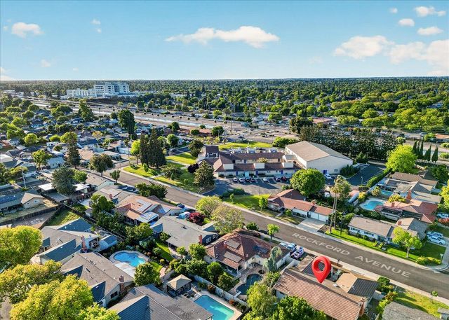 1820 Rockford Ave, Modesto, CA 95355