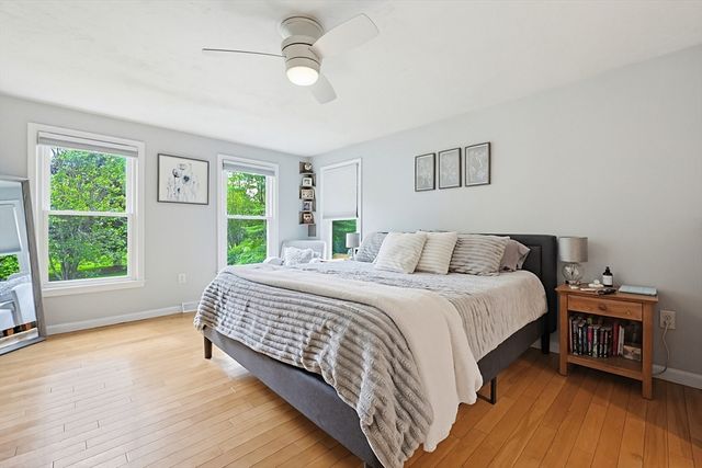 22 Diane Dr, Medway, MA 02053
