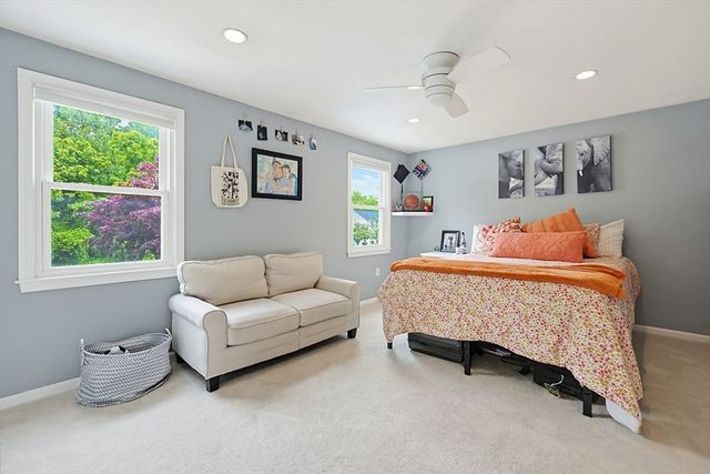 22 Diane Dr, Medway, MA 02053