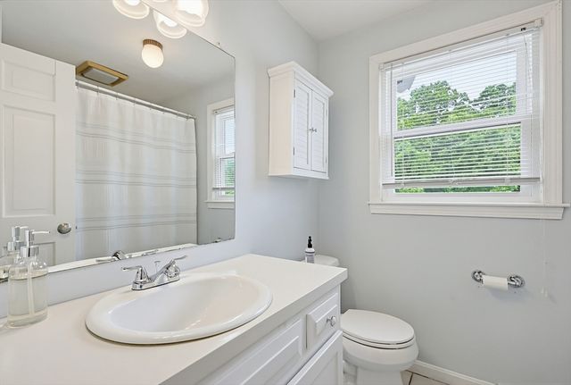 22 Diane Dr, Medway, MA 02053