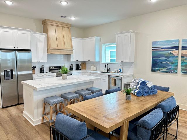 2503 103rd Street, Galveston, TX 77554