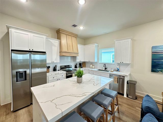 2503 103rd Street, Galveston, TX 77554