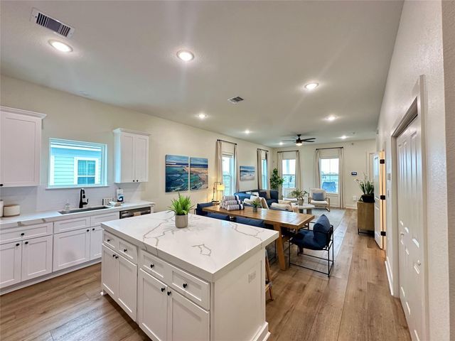 2503 103rd Street, Galveston, TX 77554