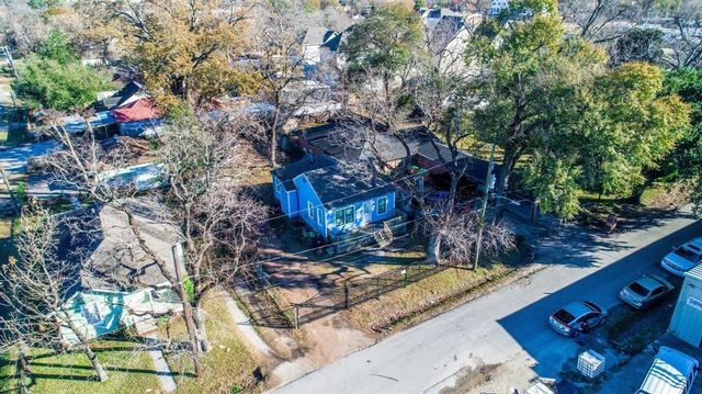 2416 Eastman Street, Houston, TX 77009