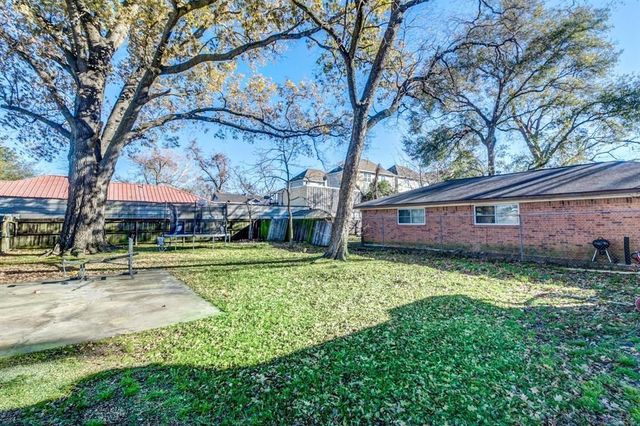 2416 Eastman Street, Houston, TX 77009