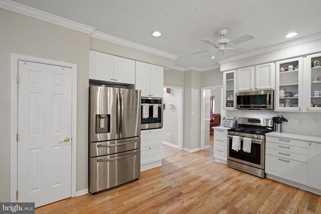 14300 GRAINERY RD, Centreville, VA 20121