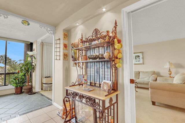 1648 Jupiter Cove Drive 214, Jupiter, FL 33469
