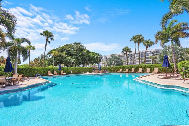 1648 Jupiter Cove Drive 214, Jupiter, FL 33469