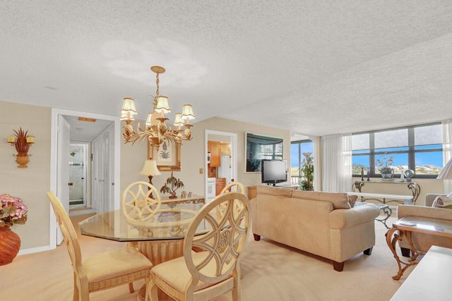 1648 Jupiter Cove Drive 214, Jupiter, FL 33469
