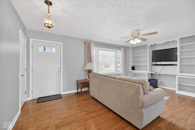 4623 E County Road 100 N, Avon, IN 46123