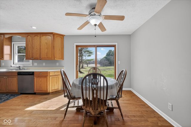 4623 E County Road 100 N, Avon, IN 46123