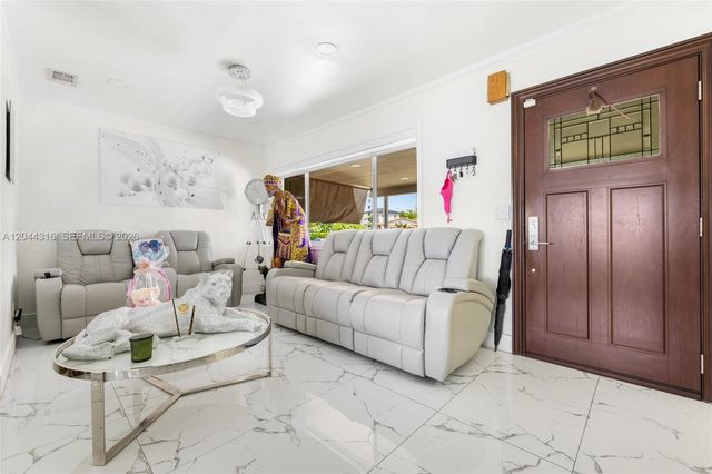 8330 SW 25th St, Miami, FL 33155