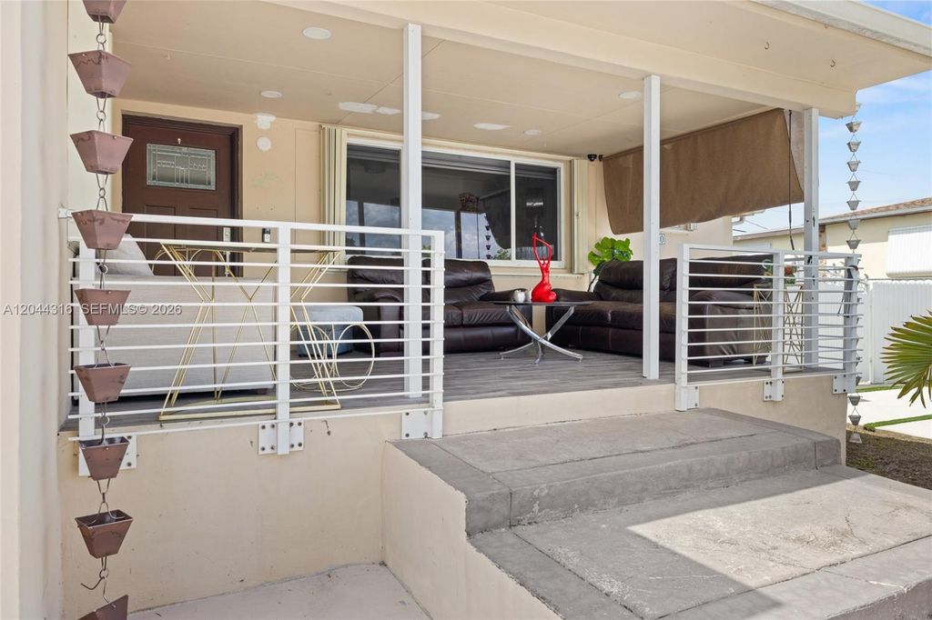 Image 5 of property listing at 8330 SW 25th St, Miami, FL 33155