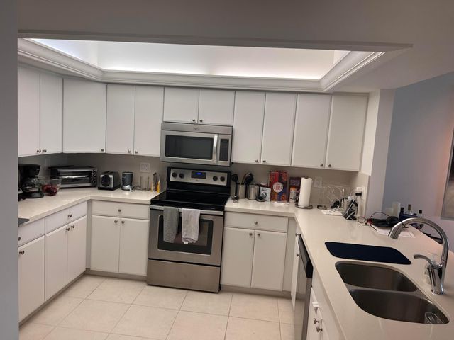 5100 N Ocean Blvd Apt 1701, Lauderdale By The Sea, FL 33308