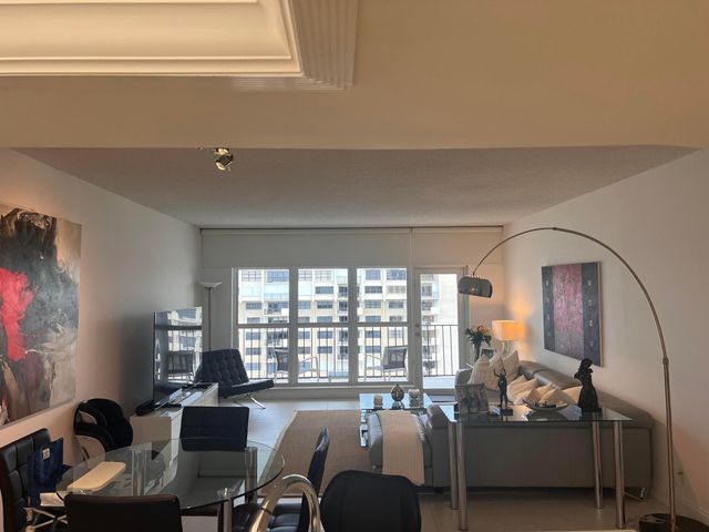 5100 N Ocean Blvd Apt 1701, Lauderdale By The Sea, FL 33308