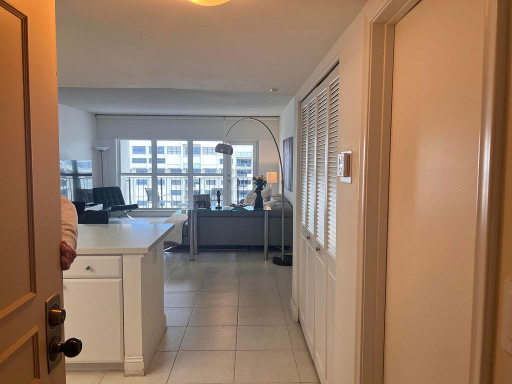 5100 N Ocean Blvd Apt 1701, Lauderdale By The Sea, FL 33308