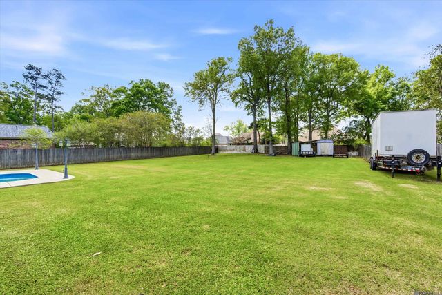 18248 Magnolia Bend Rd, Greenwell Springs, LA 70739