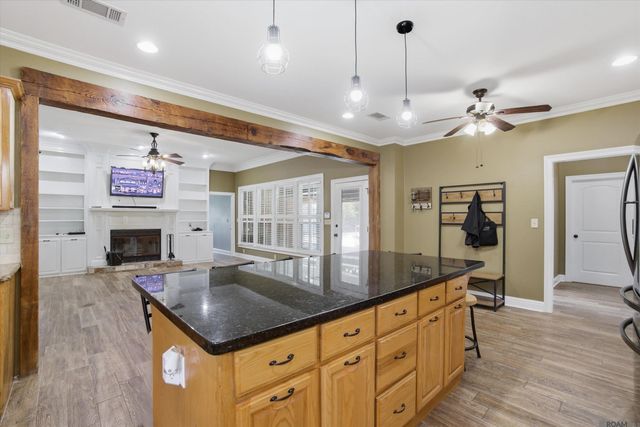 18248 Magnolia Bend Rd, Greenwell Springs, LA 70739