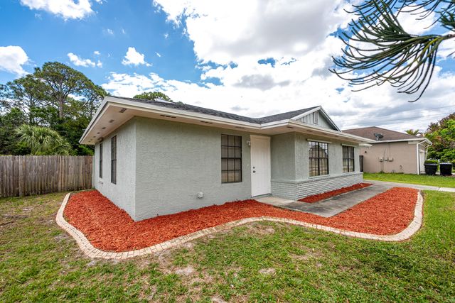 1781 SW Cloverleaf Street, Port St. Lucie, Port St Lucie, FL 34953