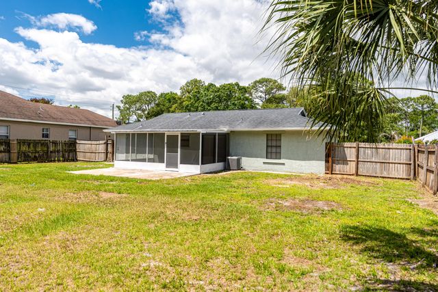 1781 SW Cloverleaf Street, Port St. Lucie, Port St Lucie, FL 34953