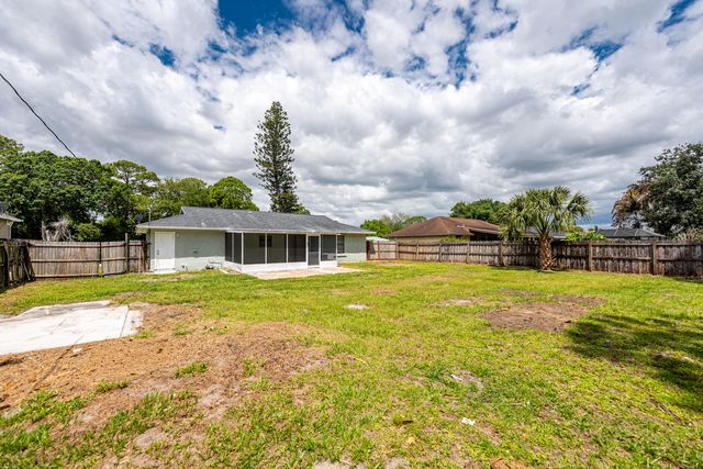 1781 SW Cloverleaf Street, Port St. Lucie, Port St Lucie, FL 34953