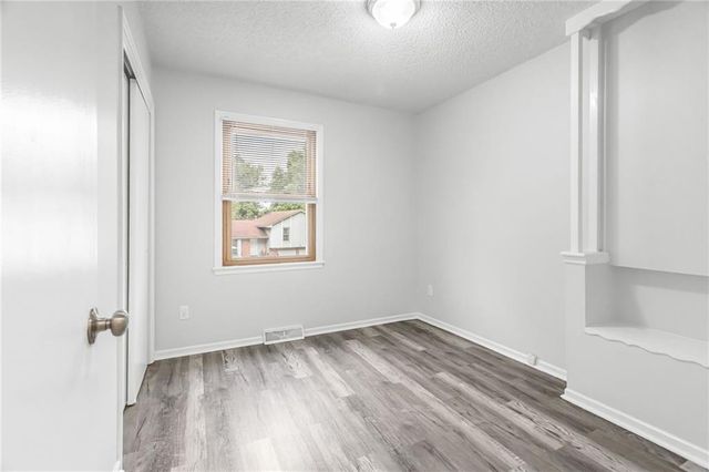 18903 E 19th Terrace, Independence, MO 64058