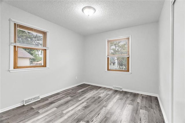 18903 E 19th Terrace, Independence, MO 64058