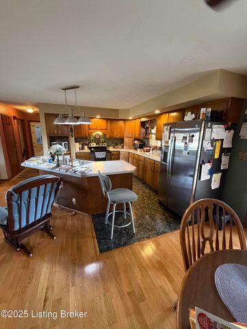 845 DE Brown Rd, Brandenburg, KY 40108