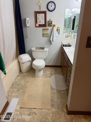 845 DE Brown Rd, Brandenburg, KY 40108