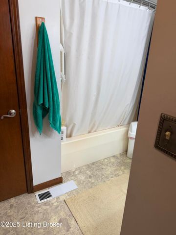 845 DE Brown Rd, Brandenburg, KY 40108