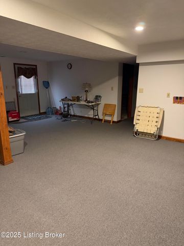 845 DE Brown Rd, Brandenburg, KY 40108