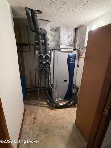 845 DE Brown Rd, Brandenburg, KY 40108