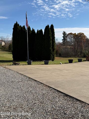 845 DE Brown Rd, Brandenburg, KY 40108