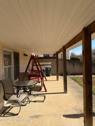 845 DE Brown Rd, Brandenburg, KY 40108