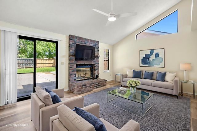 5110 W Kadota Avenue, Fresno, CA 93722