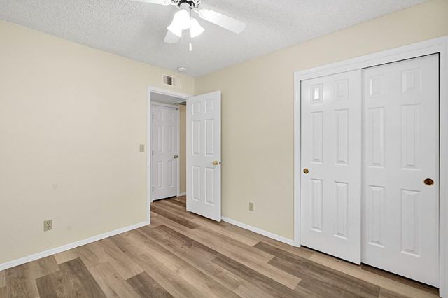 5110 W Kadota Avenue, Fresno, CA 93722