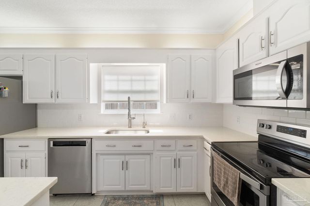 1504 Muirfield Rd, Cantonment, FL 32533