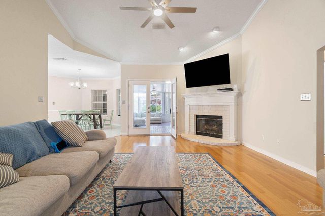 1504 Muirfield Rd, Cantonment, FL 32533