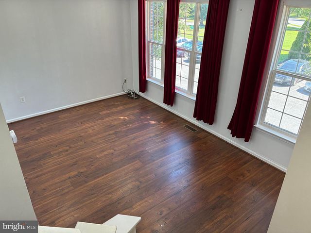 10164 TREE FROG PL, White Plains, MD 20695