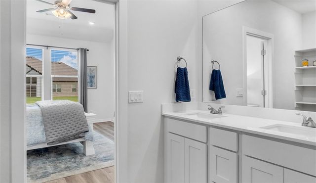 453 W Gosling Isle, Farmington, AR 72730