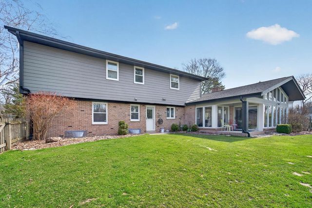 711 Waters Edge ROAD, Racine, WI 53402