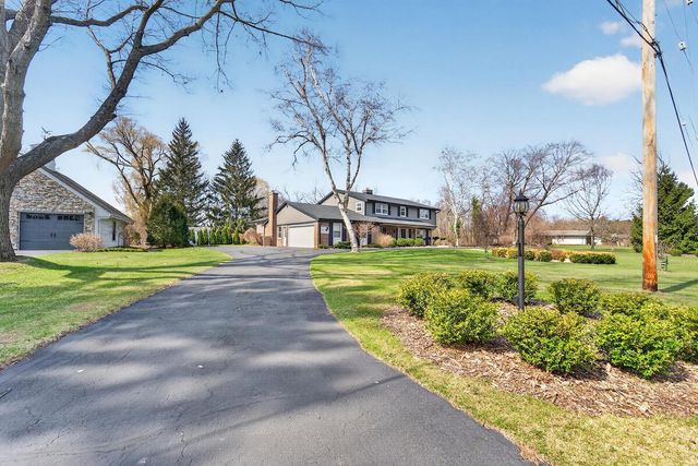 711 Waters Edge ROAD, Racine, WI 53402