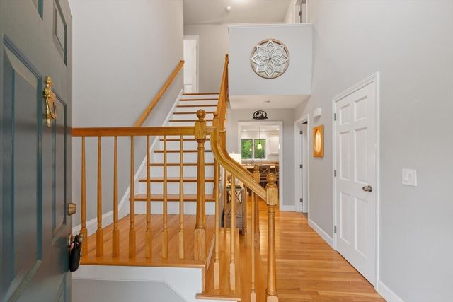 34 Patch Hill Rd, Boxborough, MA 01719