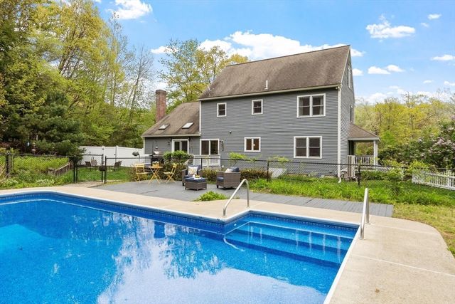 34 Patch Hill Rd, Boxborough, MA 01719