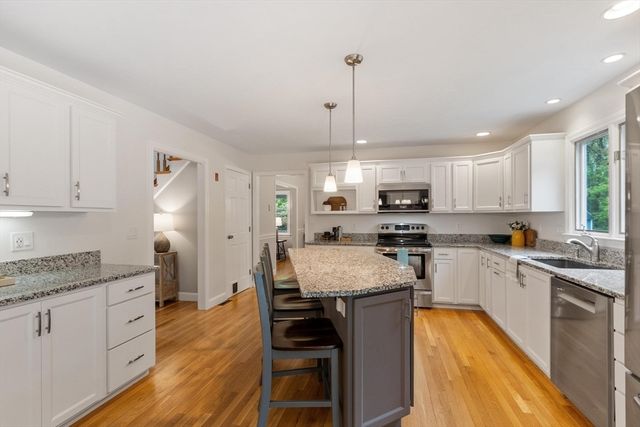 34 Patch Hill Rd, Boxborough, MA 01719