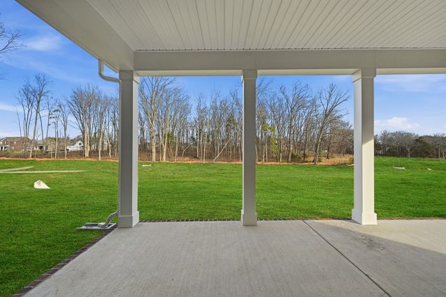 1232 Tucker Drive, Lebanon, TN 37087