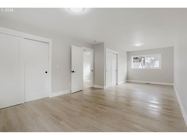 425 Ne 143RD Ave, Portland, OR 97230