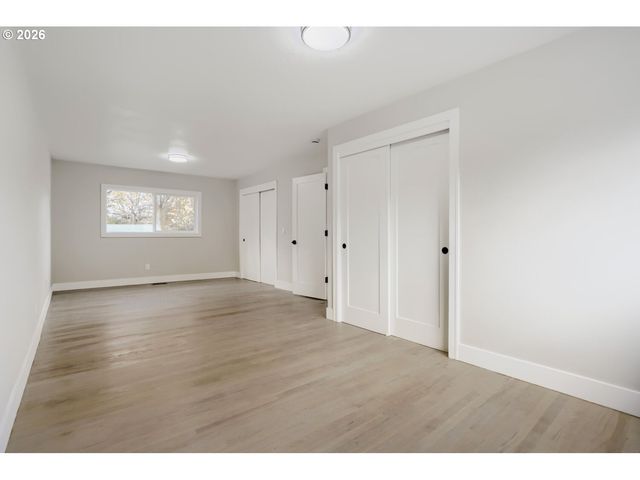 425 Ne 143RD Ave, Portland, OR 97230