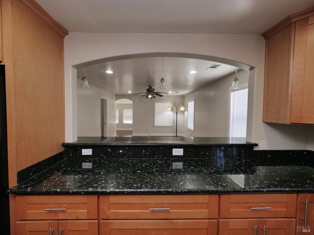 1125 E 5th St, Benicia, CA 94510