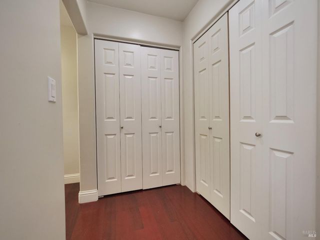1125 E 5th St, Benicia, CA 94510